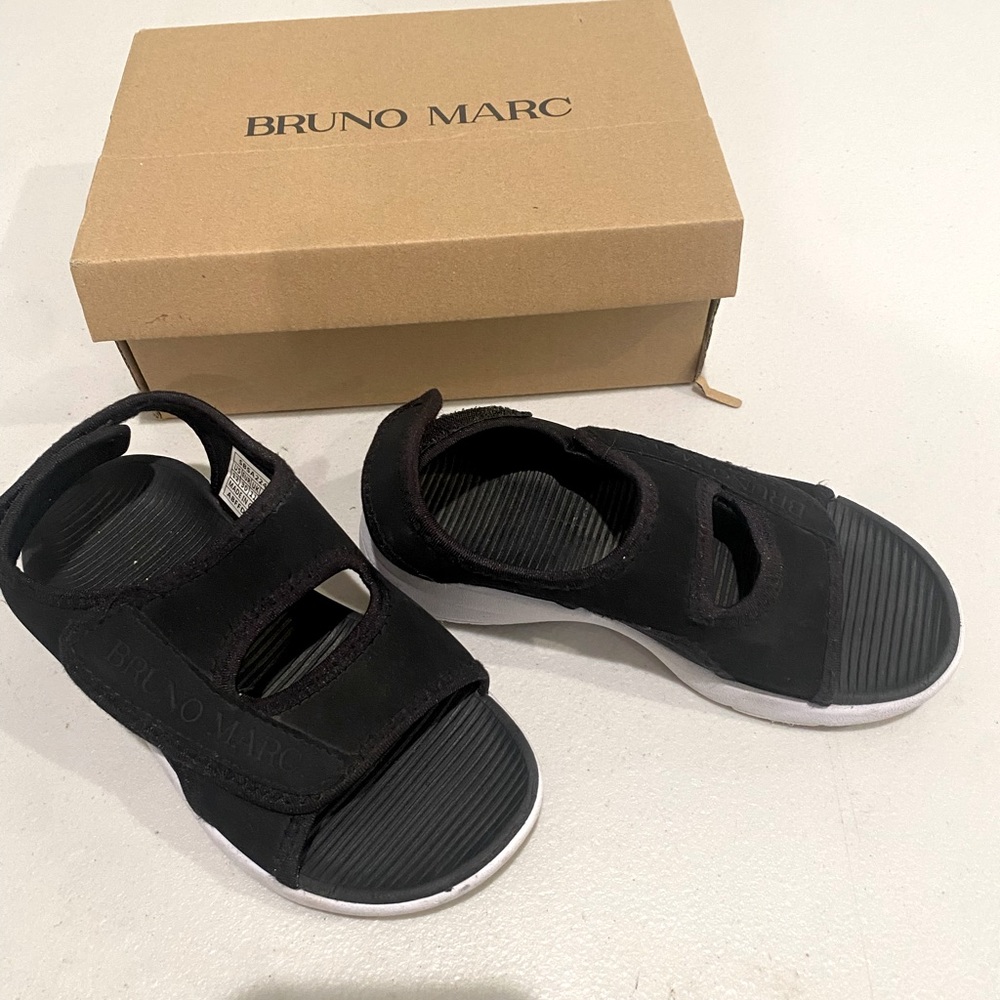 Bruno Marc sandals! Size 12